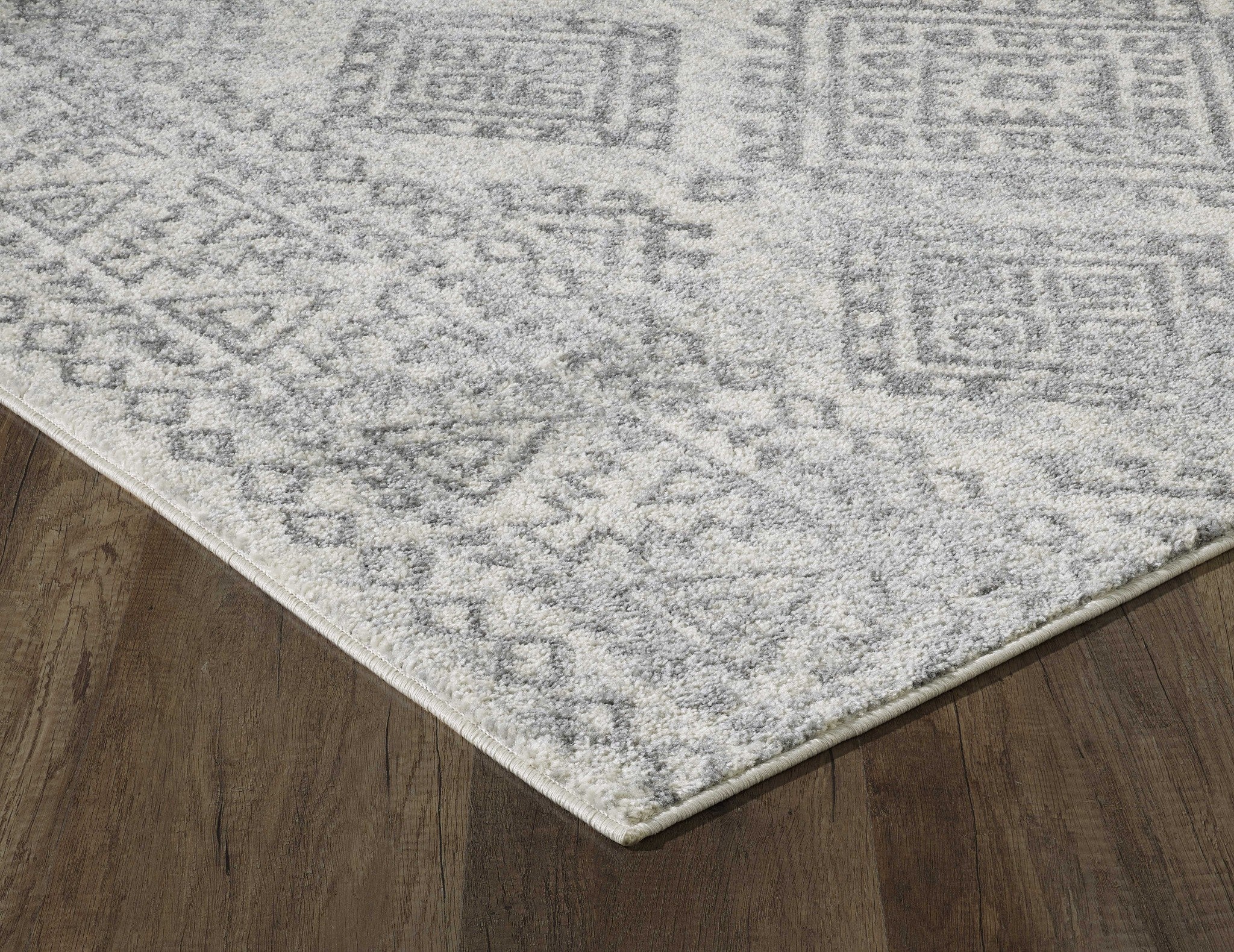 24" X 84" Ivory or Grey Polypropelene Rug