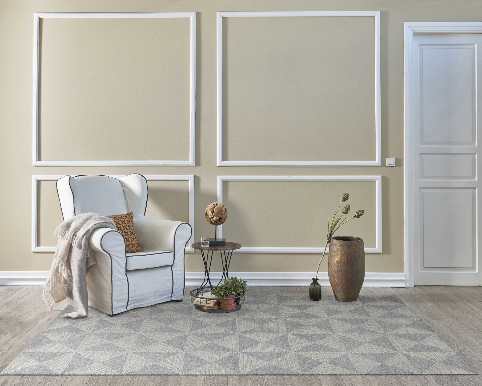 78" X 114" Ivory  Wool Rug