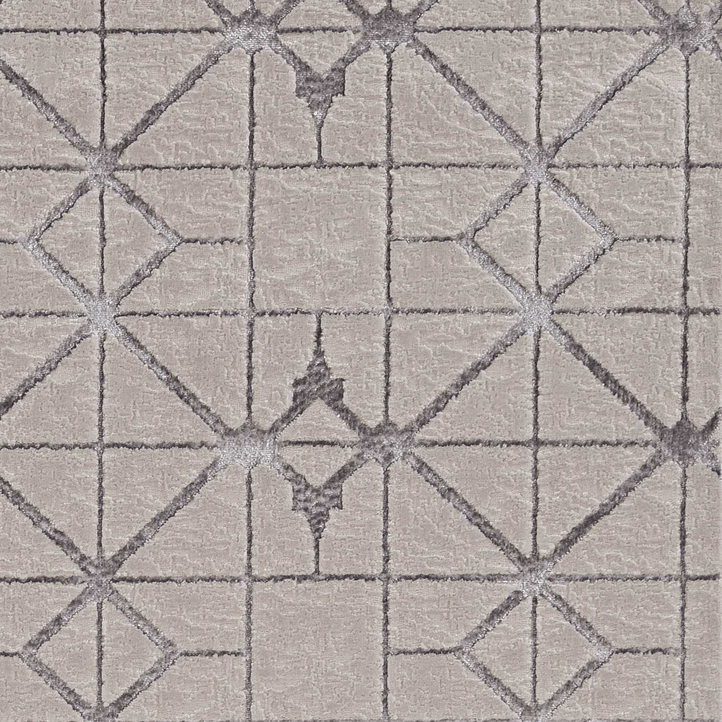 94" X 130" Ivory or Silver Polypropelene or Polyester Rug