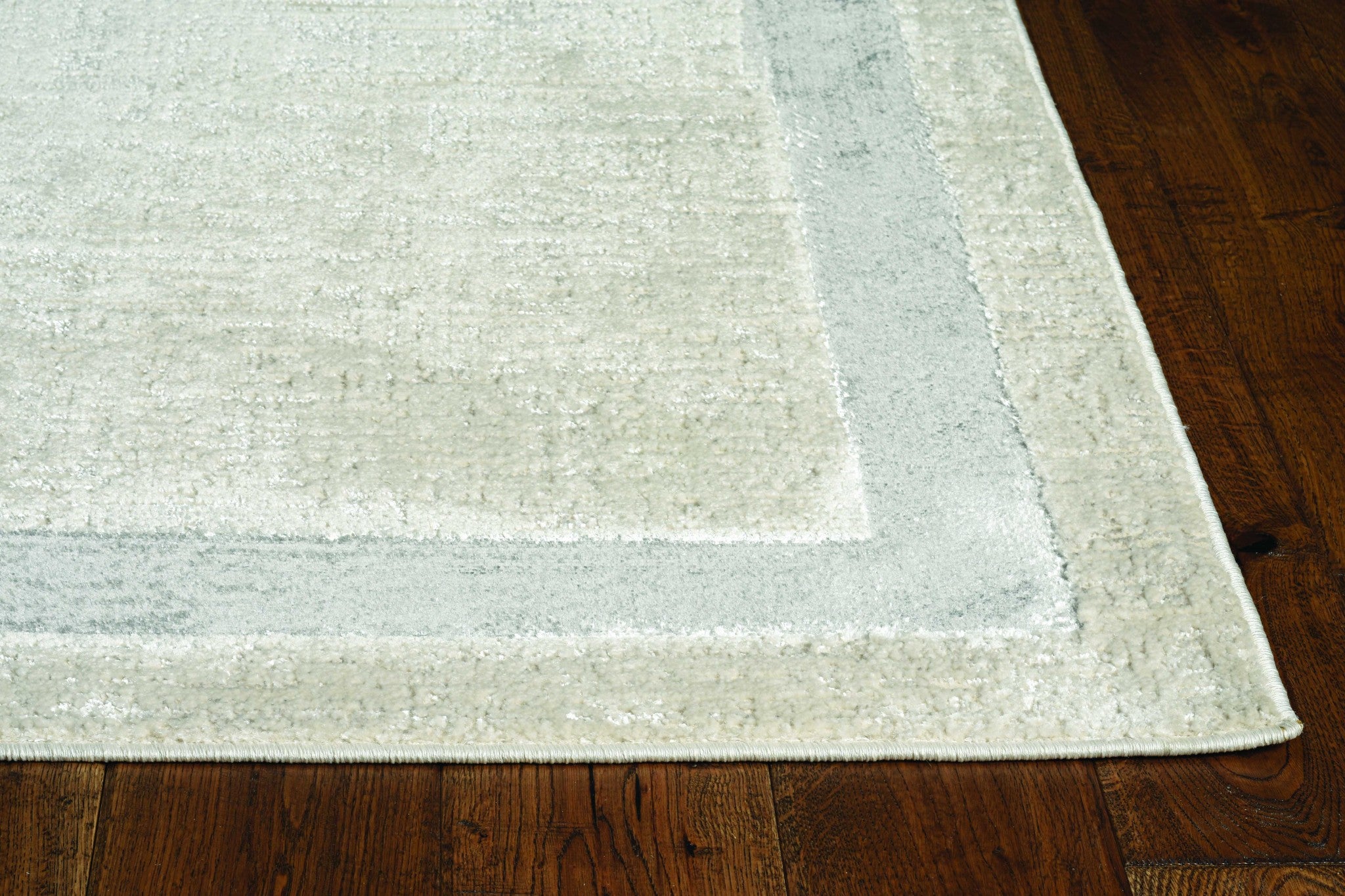 39" X 59" Ivory or Silver Polypropelene or Polyester Rug