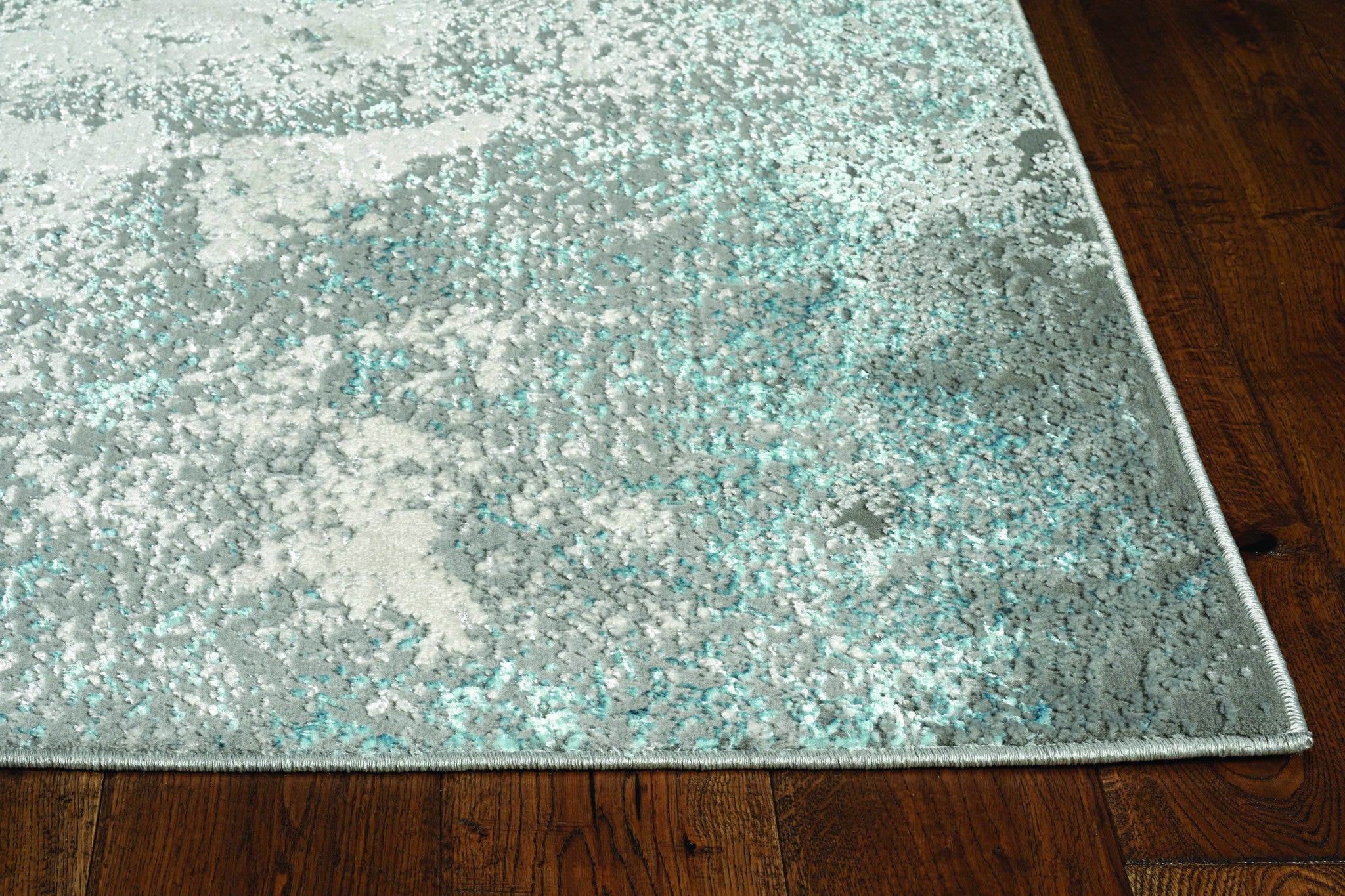39" X 59" Silver or  Blue Polypropelene or Polyester Rug