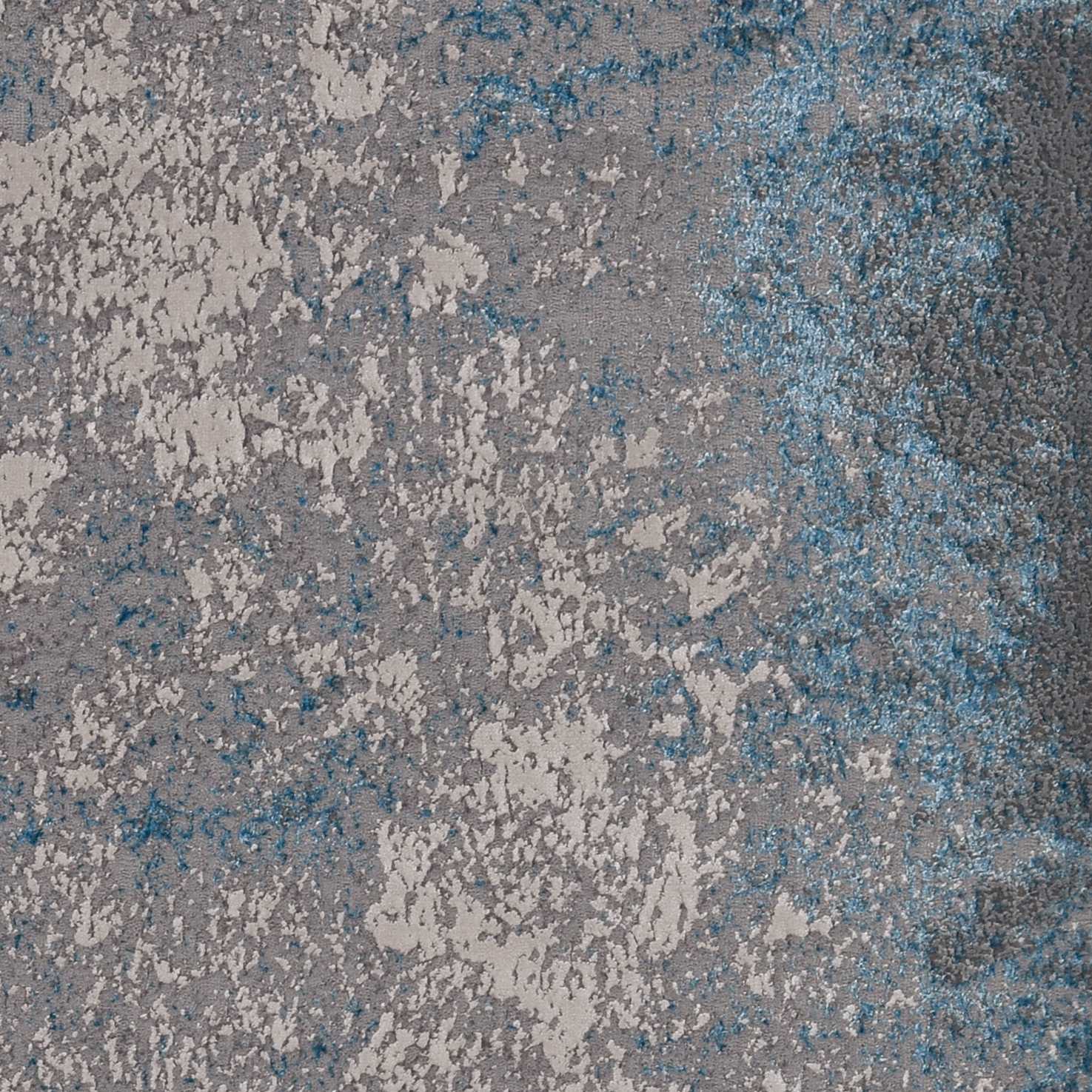 118" X 158" Silver or  Blue Polypropelene or Polyester Rug