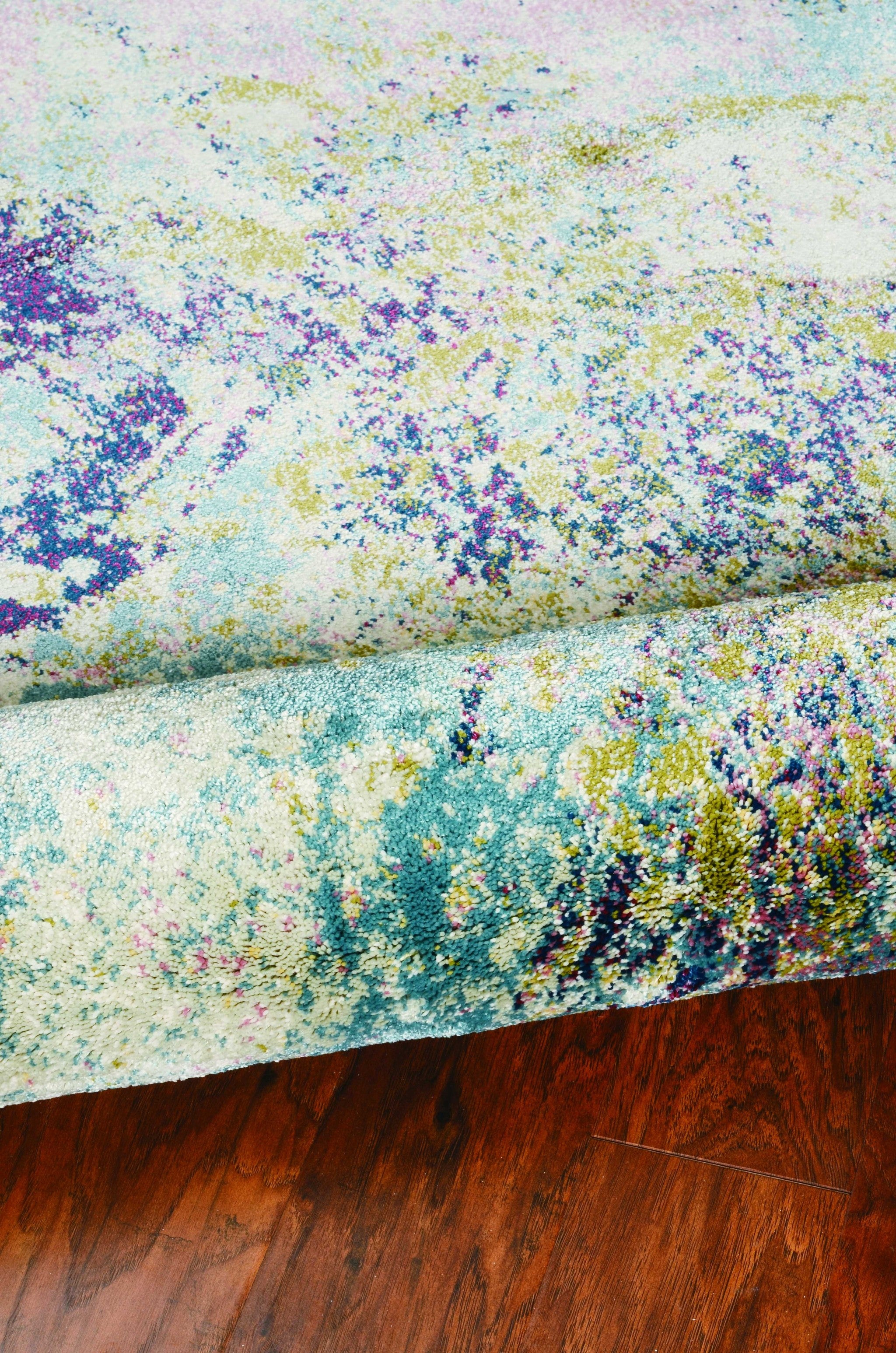 91" X 130" Grey Polyester or  Viscose Rug