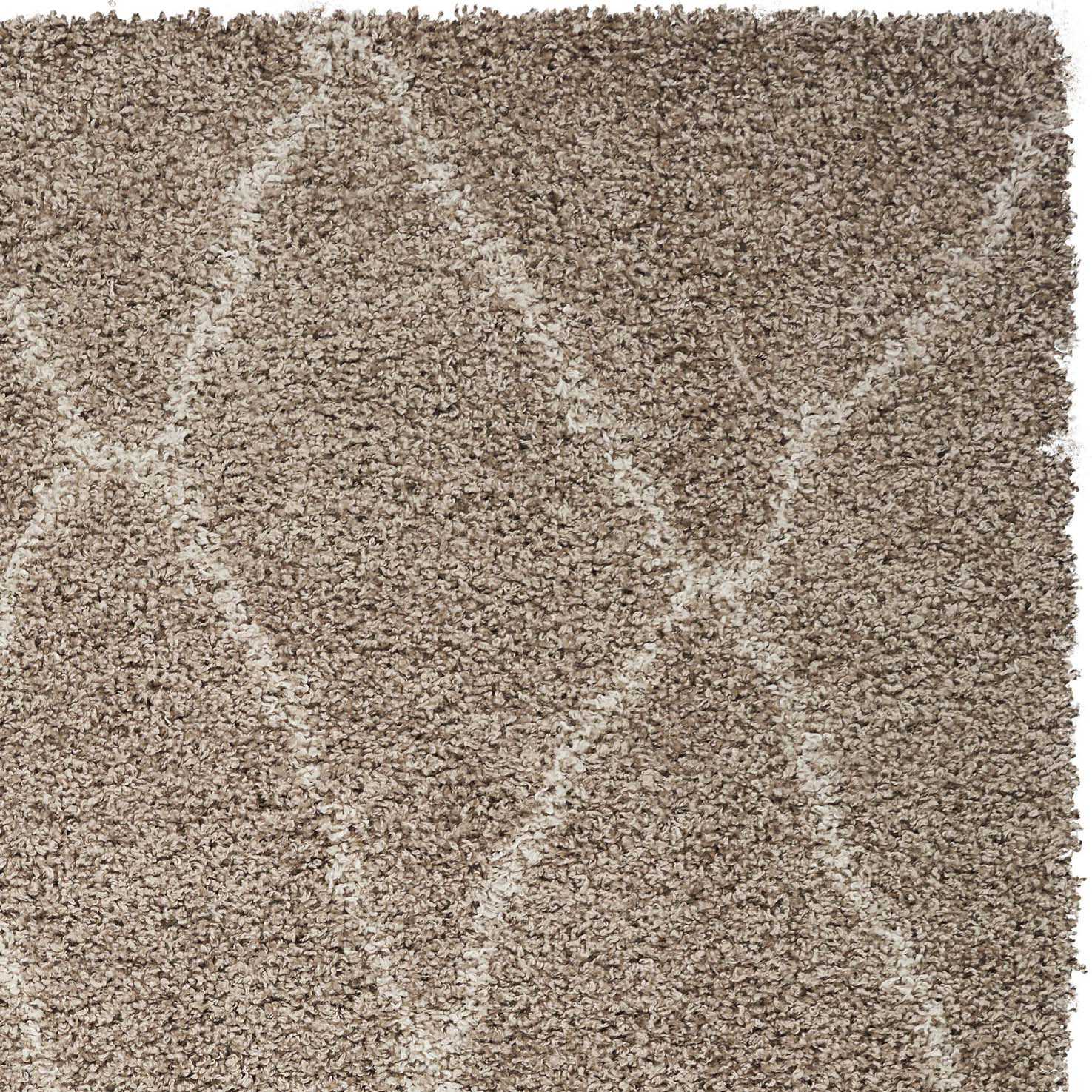 39" X 59" X 2" Sand Polypropelene Rug
