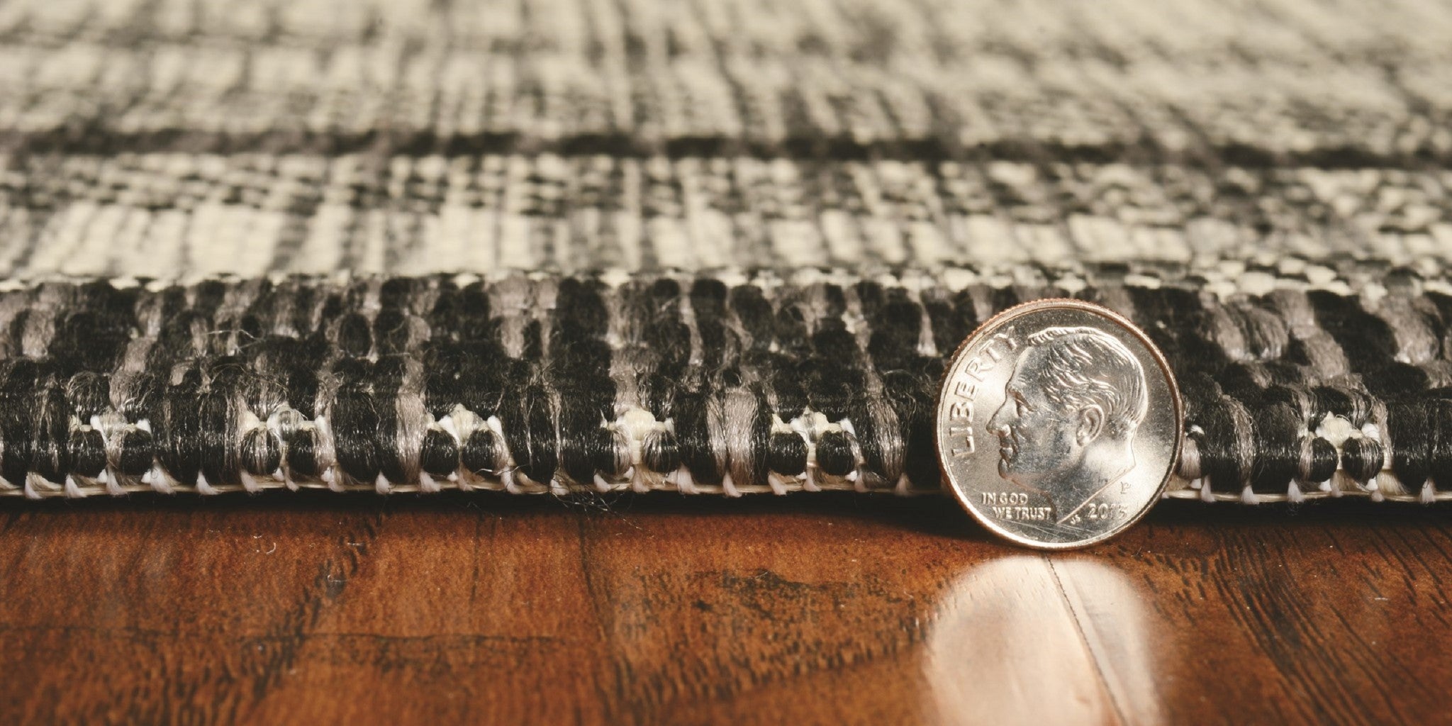 39" X 59" Grey Polypropylene Rug