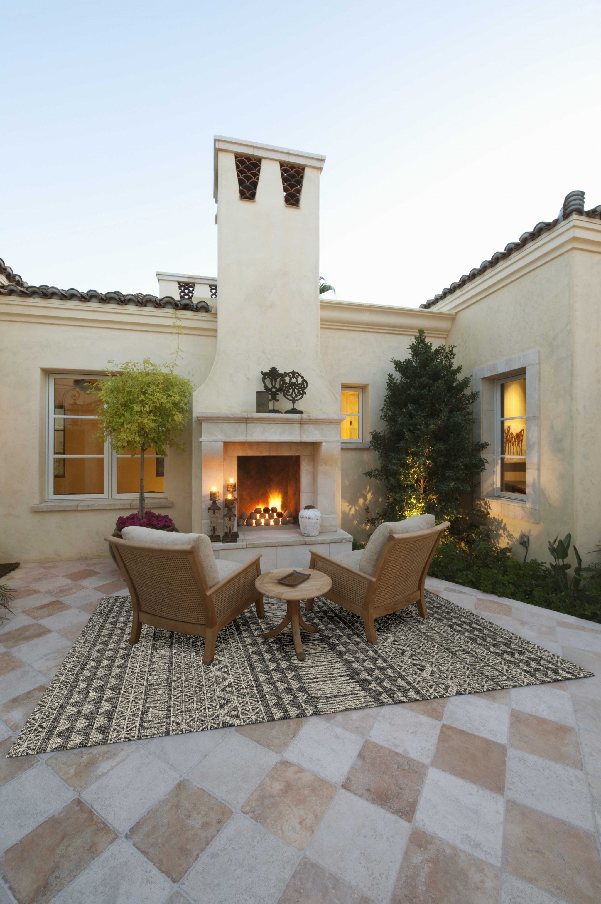 94" X 130" Charcoal Polypropylene Rug