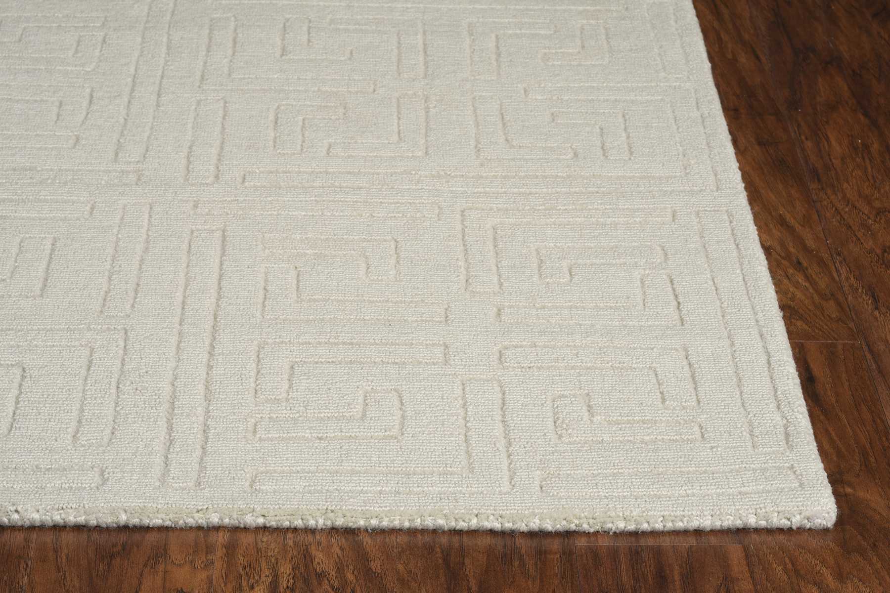 91" X 130" Beige Polypropelene Rug