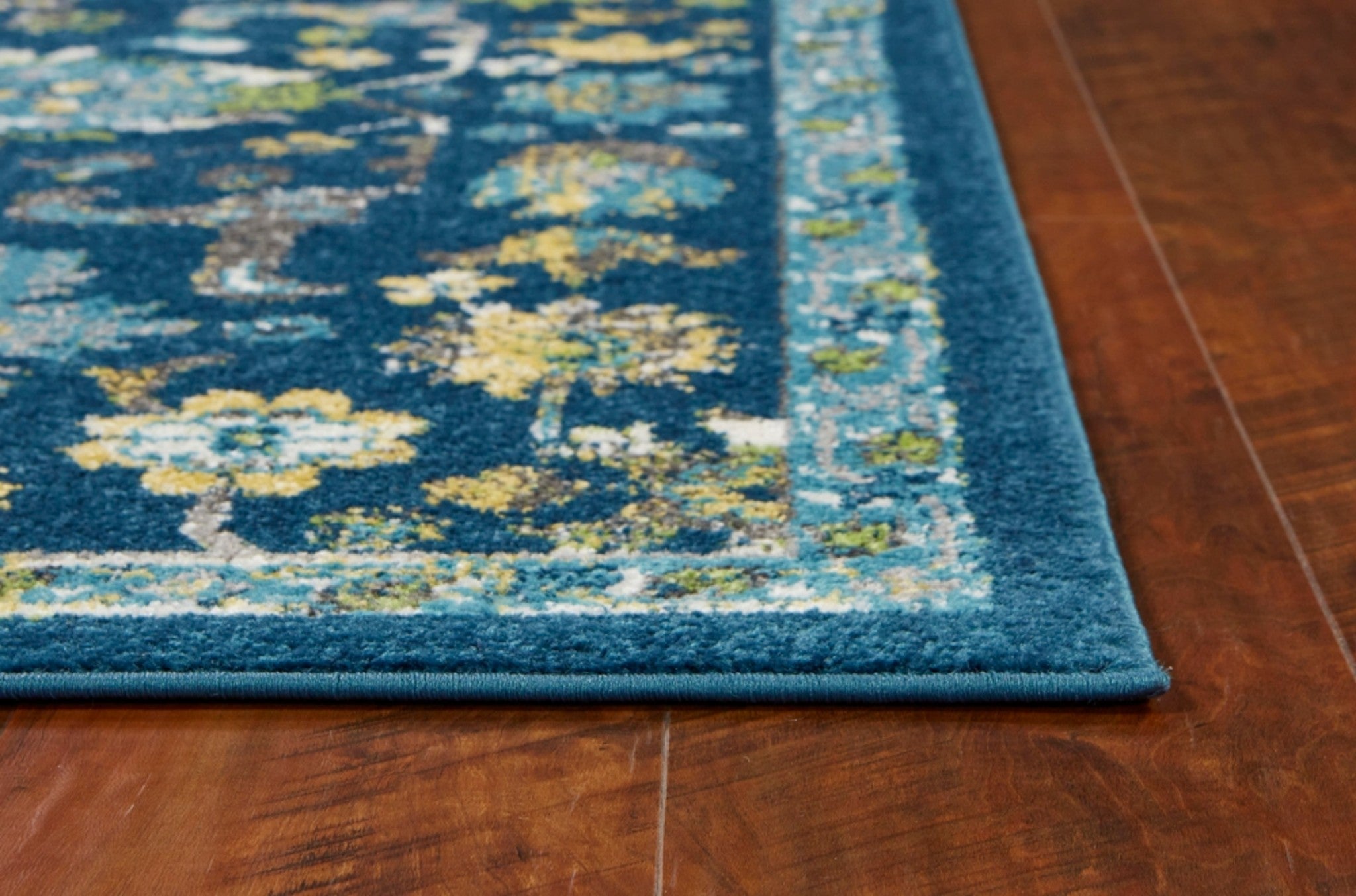 2' X 7' Teal Polypropelene Rug