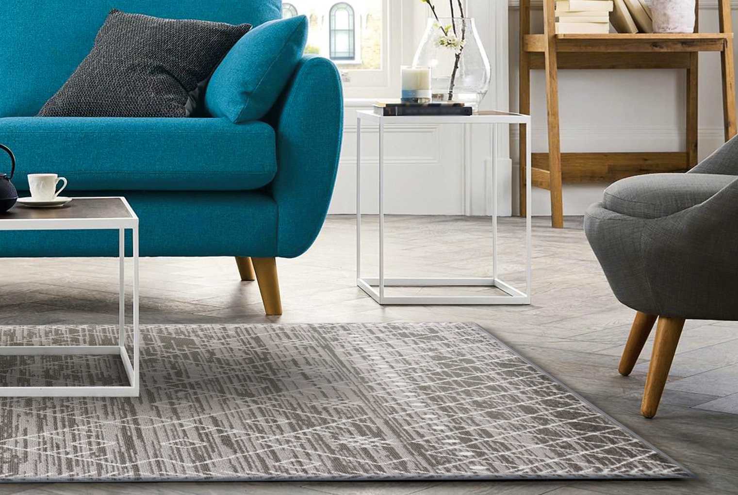 94" X 130" Grey Polypropelene Rug