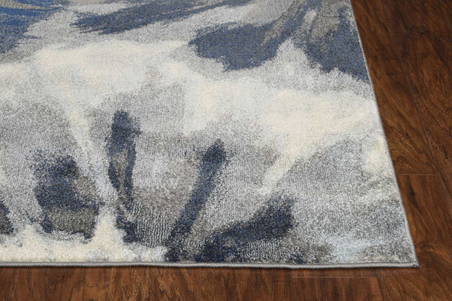39" X 59" Ivory  Blue Polypropelene Rug