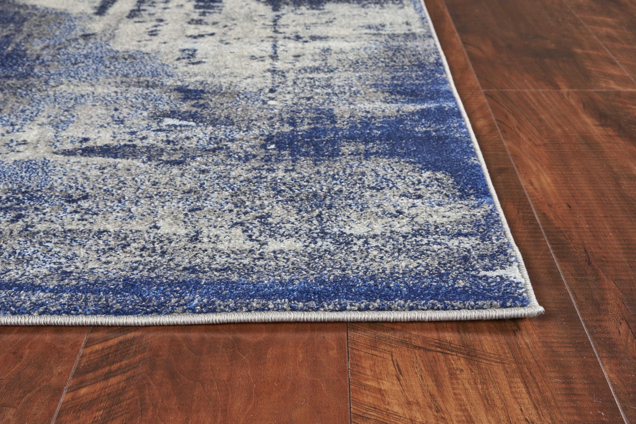 39" X 59" Ice Blue Polypropelene Rug