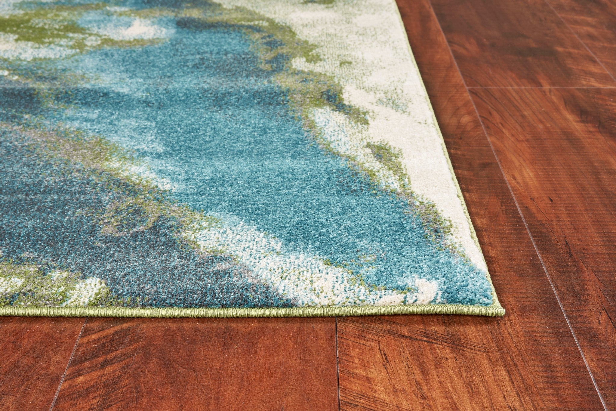 99" X 122" Teal Polypropelene Rug