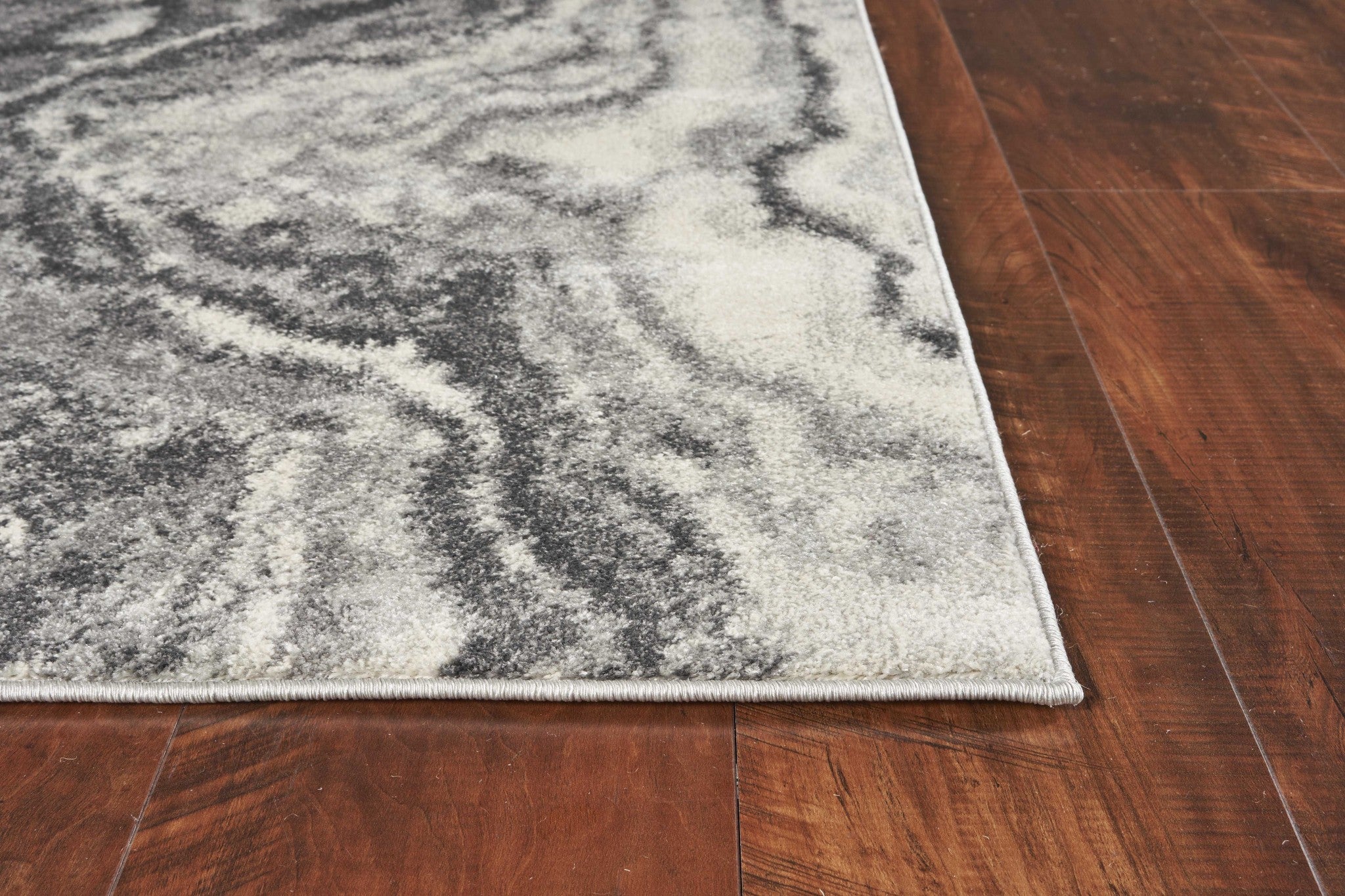 39" X 59" Ivory or Grey Polypropelene Rug