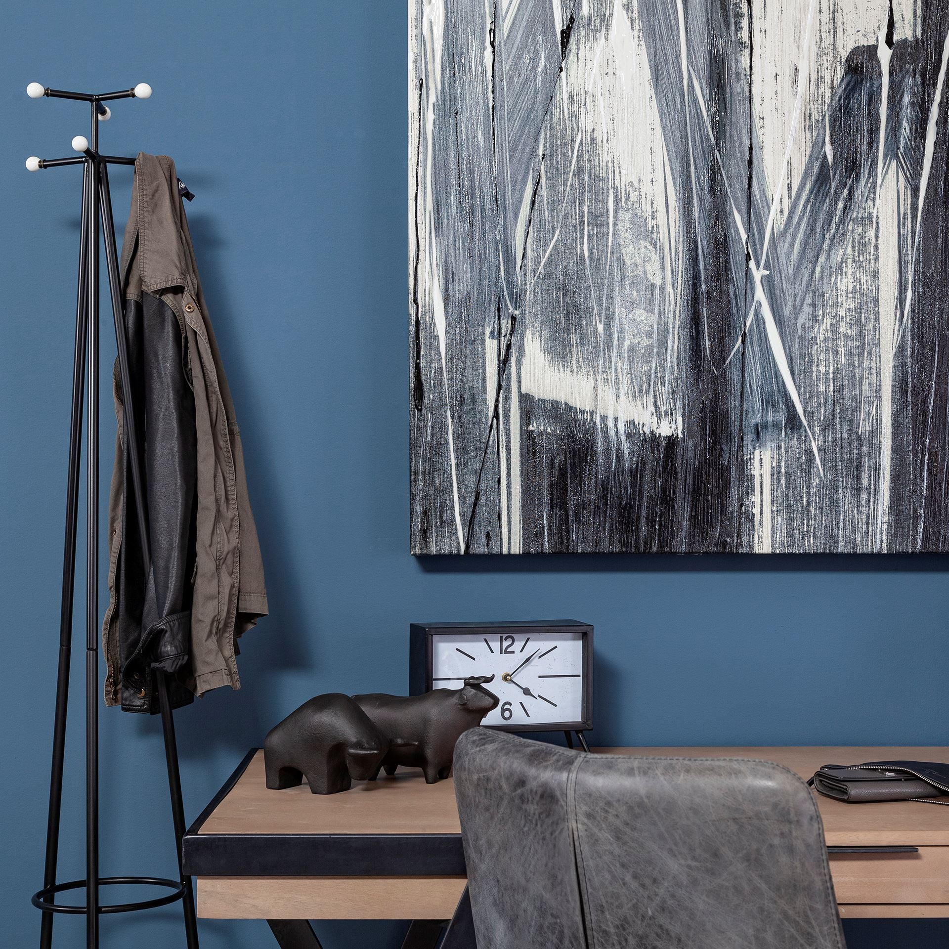 Black Metal Coat Rack w/ Metallic Base Host