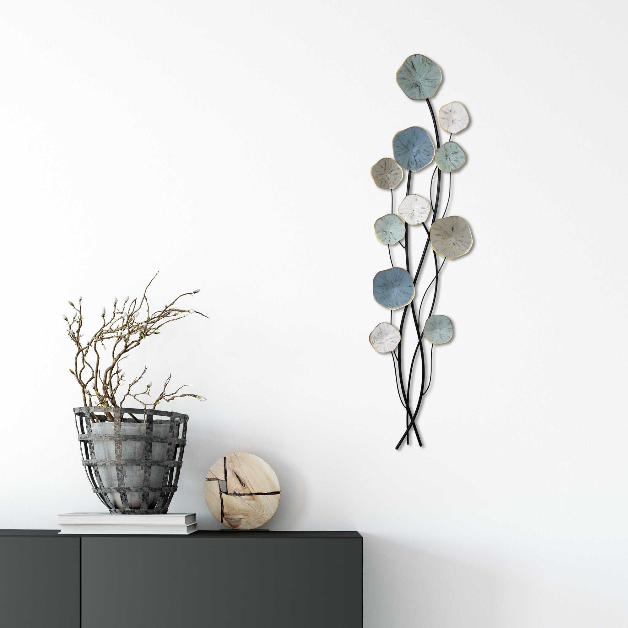 3D-Layered Stemmed Flowers Metal Wall Decor