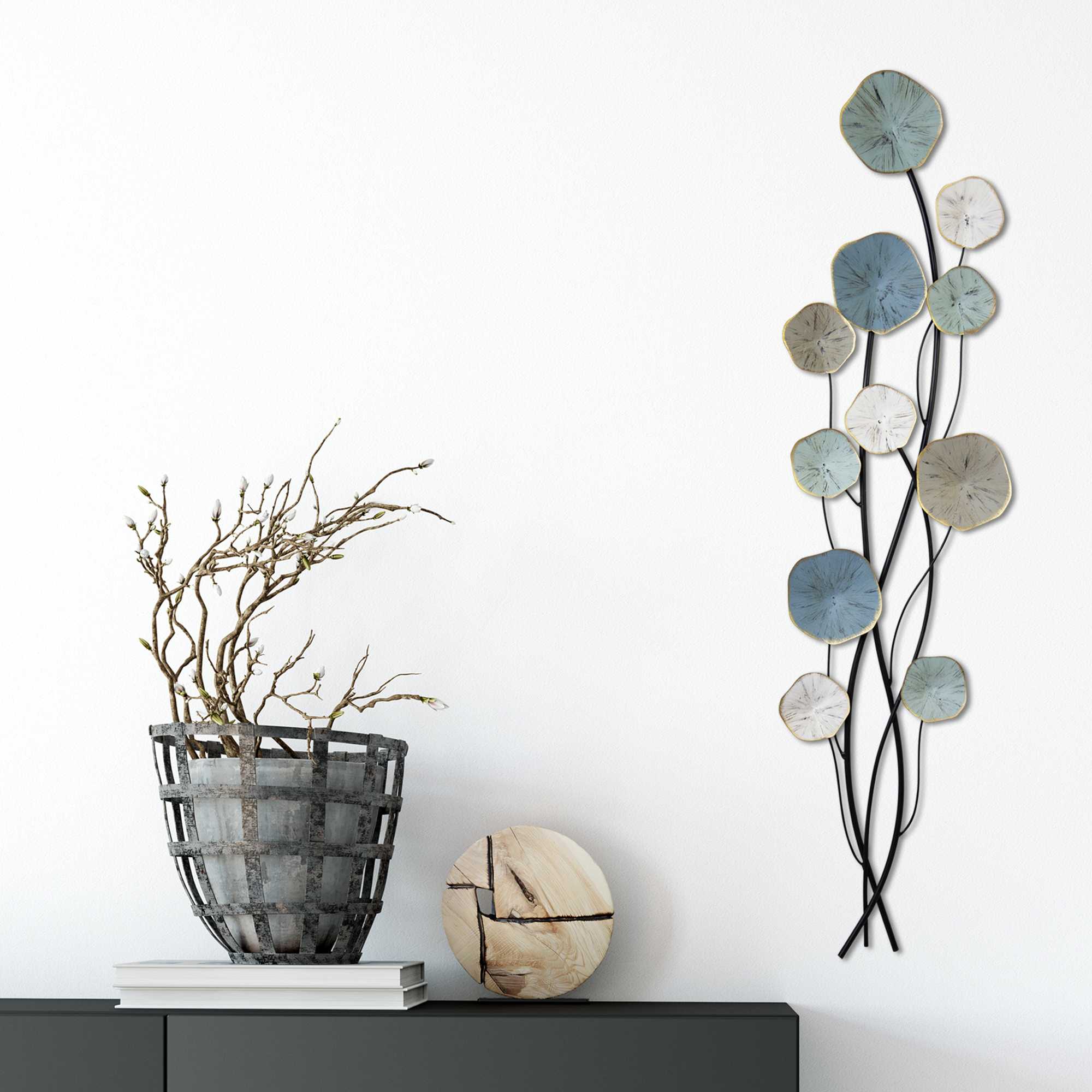 3D-Layered Stemmed Flowers Metal Wall Decor