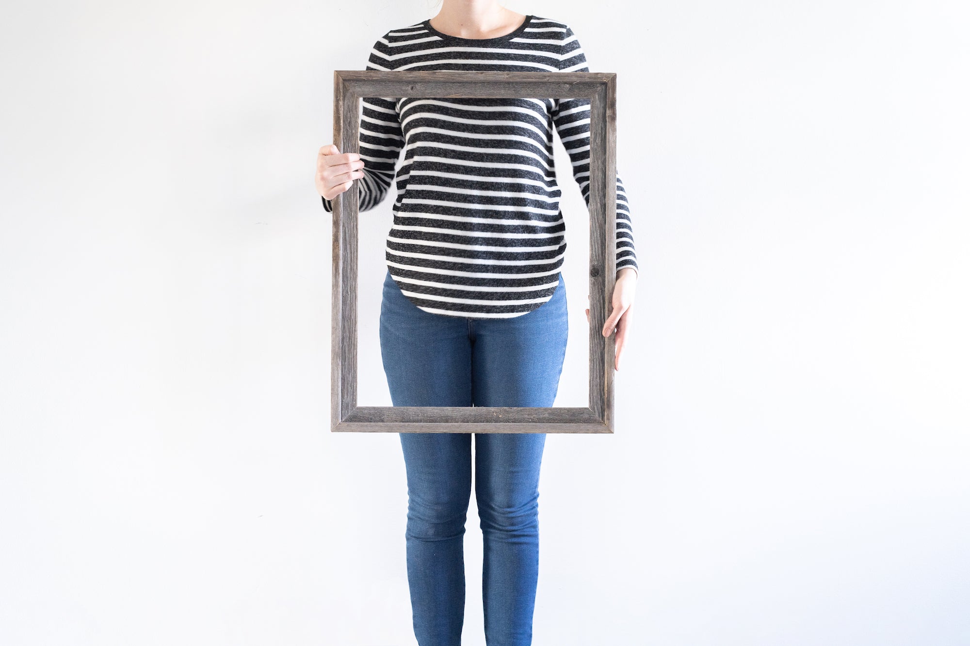 21"x28" Weathered Grey Picture Frame with Sawtooth Hangers