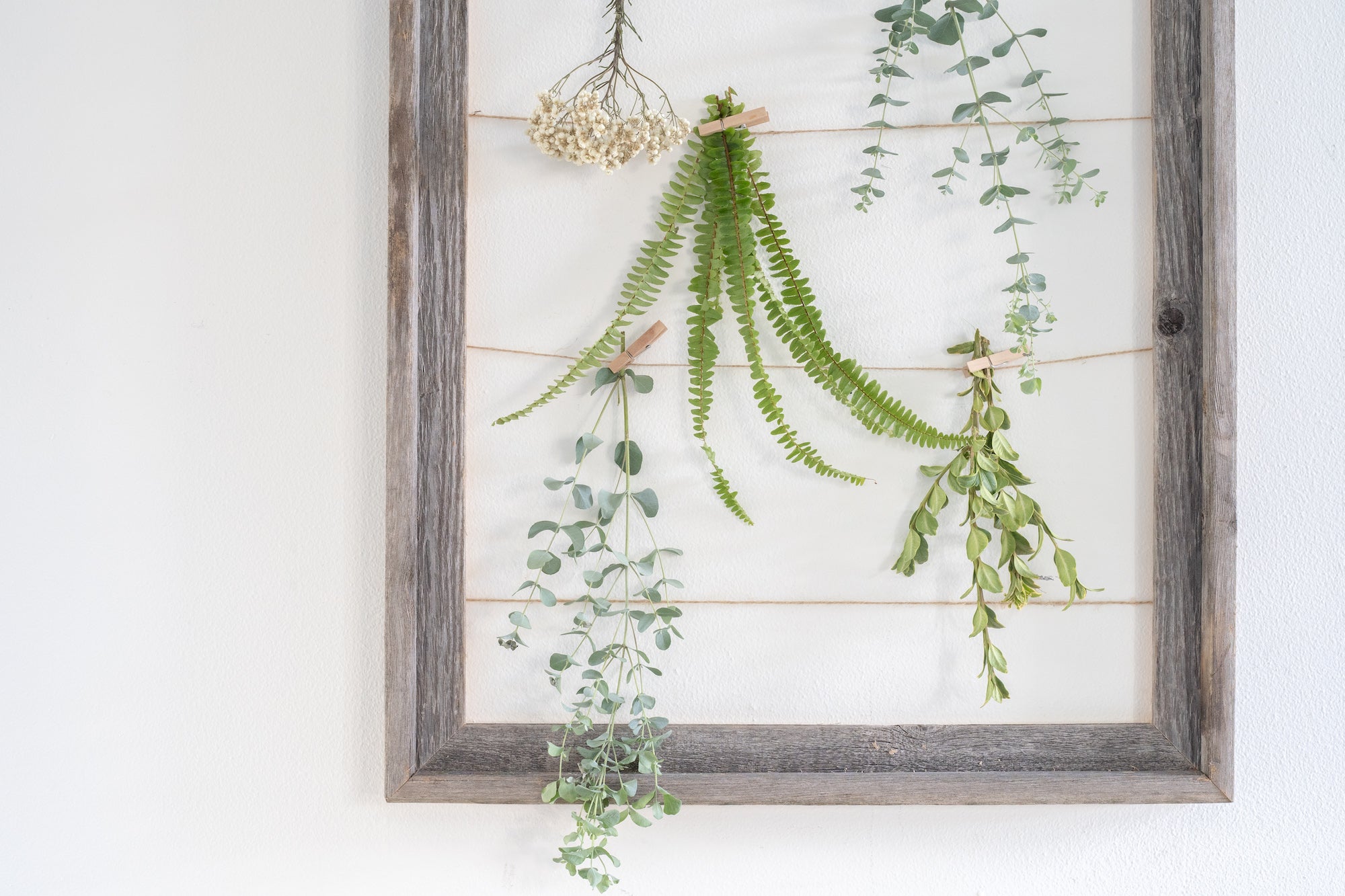 21"x28" Weathered Grey Picture Frame with Sawtooth Hangers