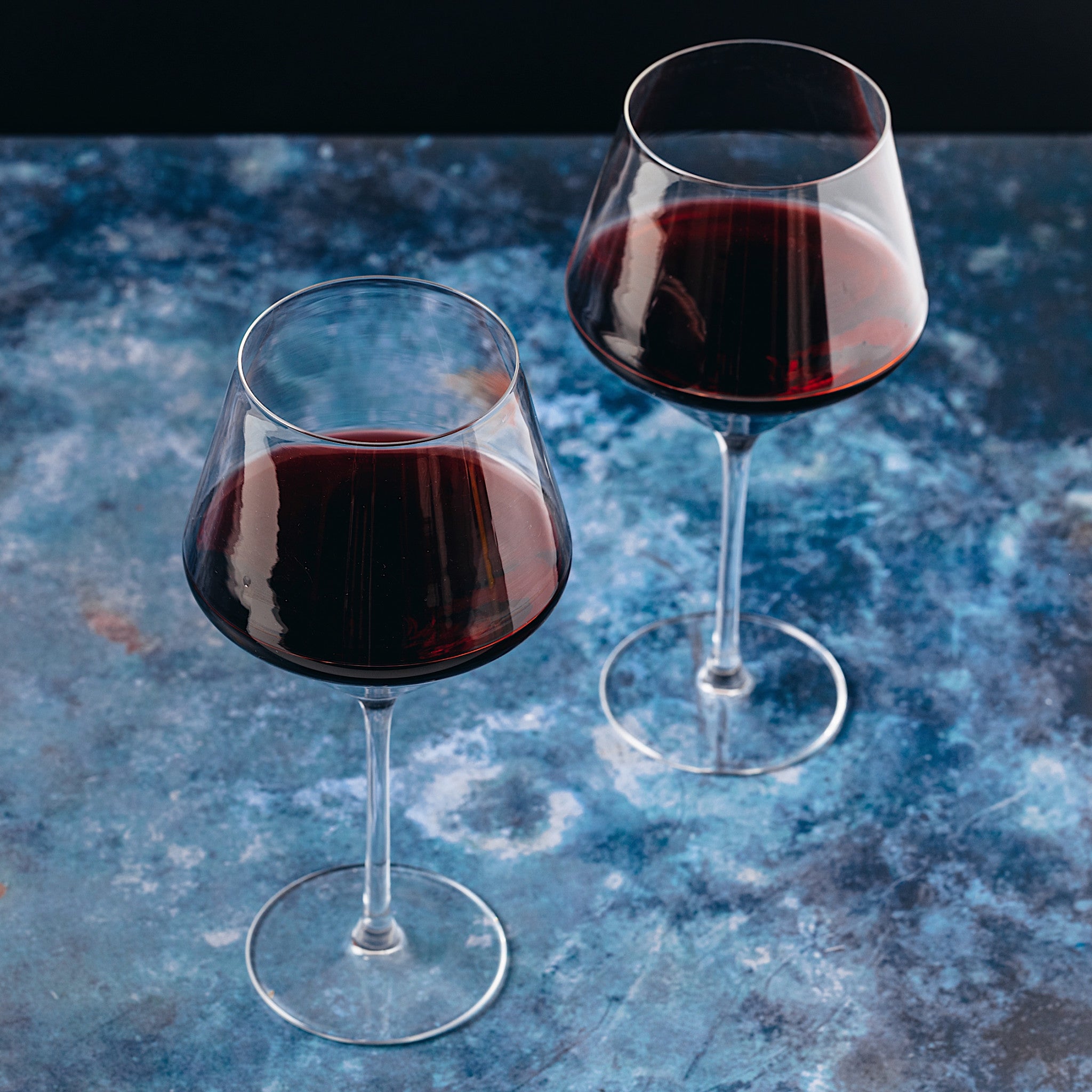 Set of Two Mod Red Wine Lead Free Crystal Wine Glasses